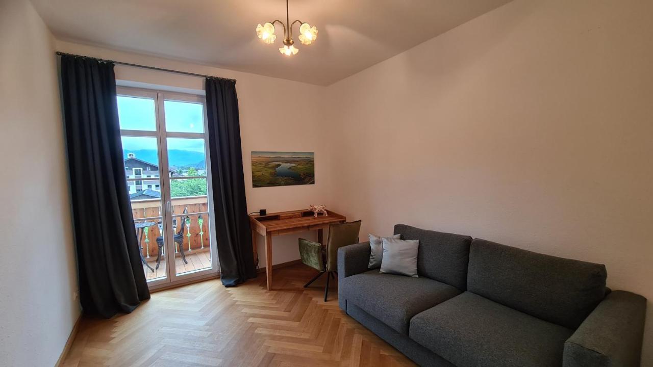Bunter Hirsch Ferienwohnung Im Garmischer Zentrum Dış mekan fotoğraf