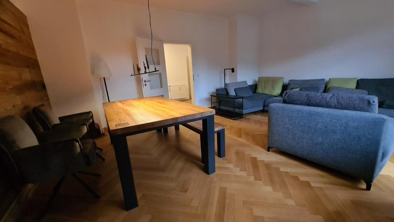 Bunter Hirsch Ferienwohnung Im Garmischer Zentrum Dış mekan fotoğraf