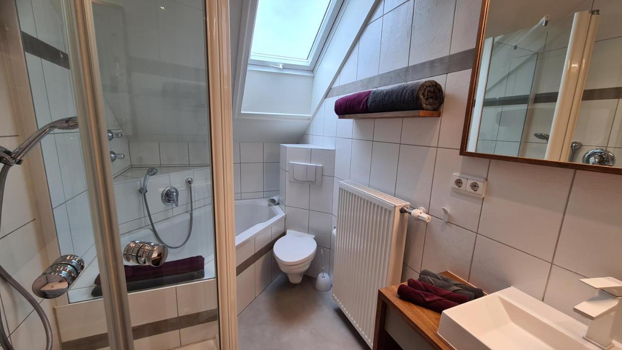 Bunter Hirsch Ferienwohnung Im Garmischer Zentrum Dış mekan fotoğraf